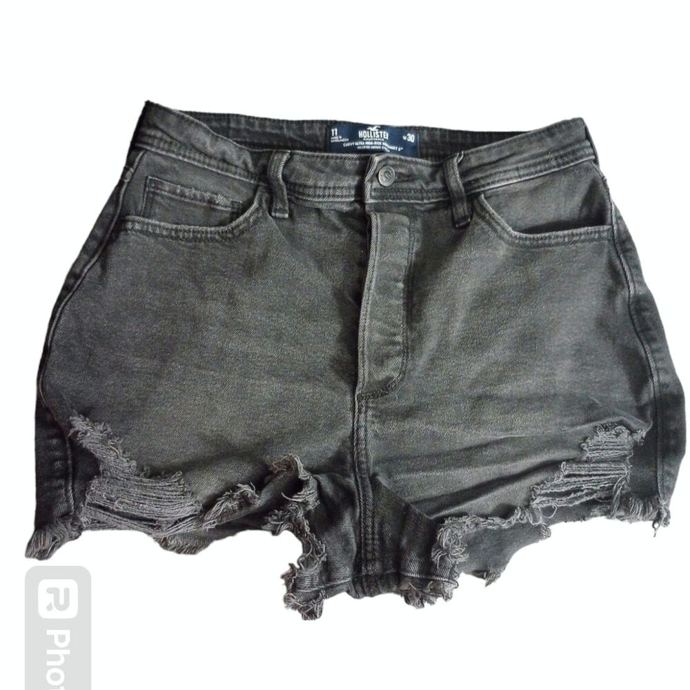 Hollister Curvy Ultra High Waisted Mom Short 3"